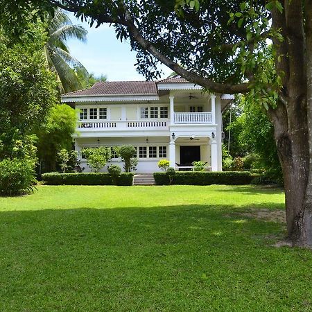 Baan Khun Nang Colonial Residence Mae Nam Beach Eksteriør billede